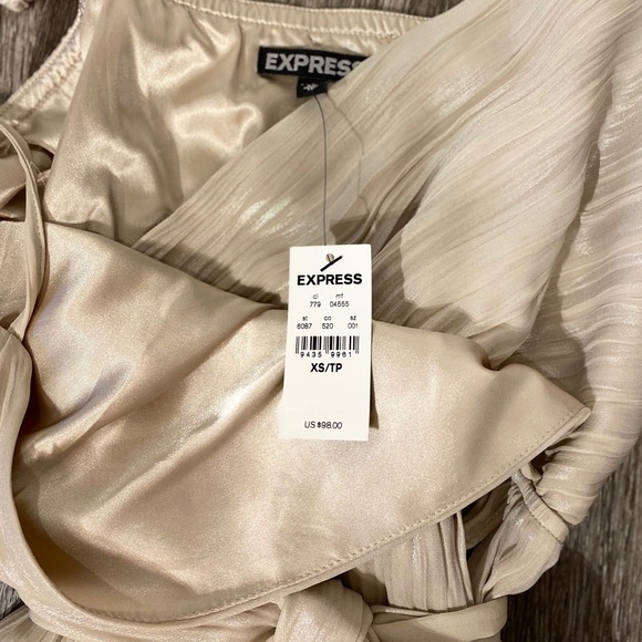 Express high low dress - Picture 7 of 7